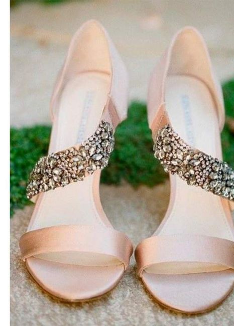 Zapatos dorados para tu boda 3