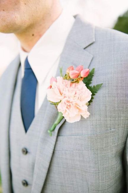 Boutonniere:un clavel 1