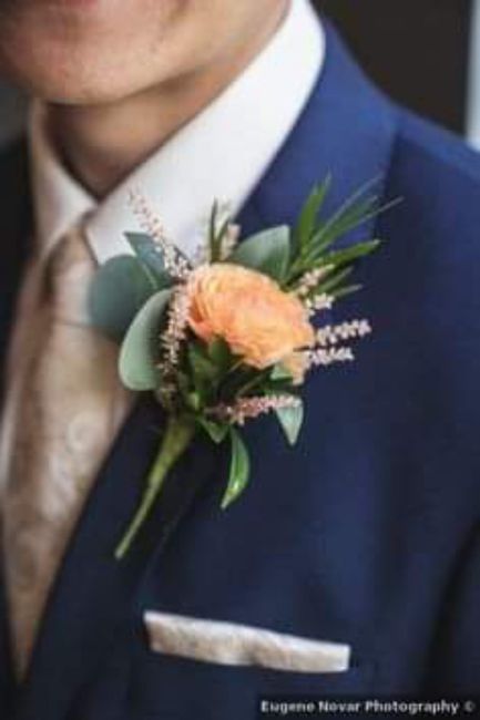 Boutonniere:un clavel 3