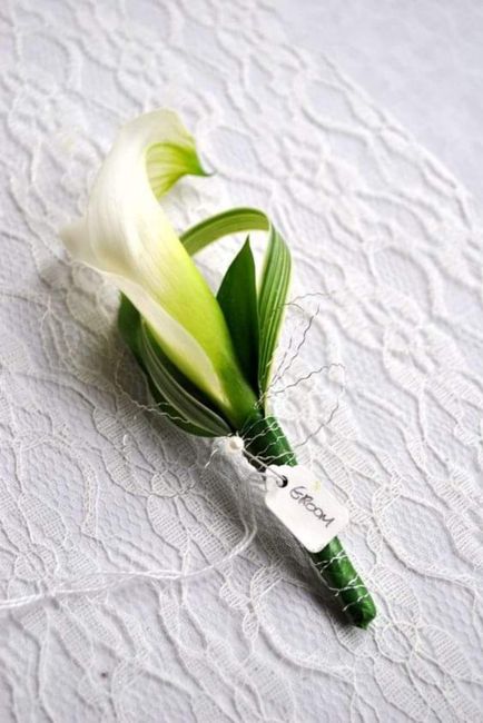 Boutonniere con una sola flor 4