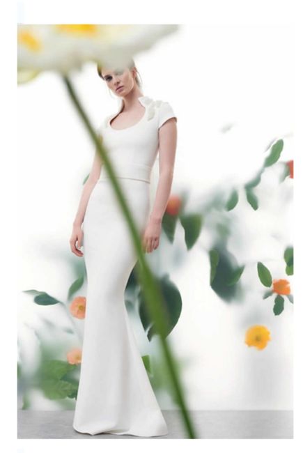 Vestidos colección primavera 2022 Safiyaa Bridal 12