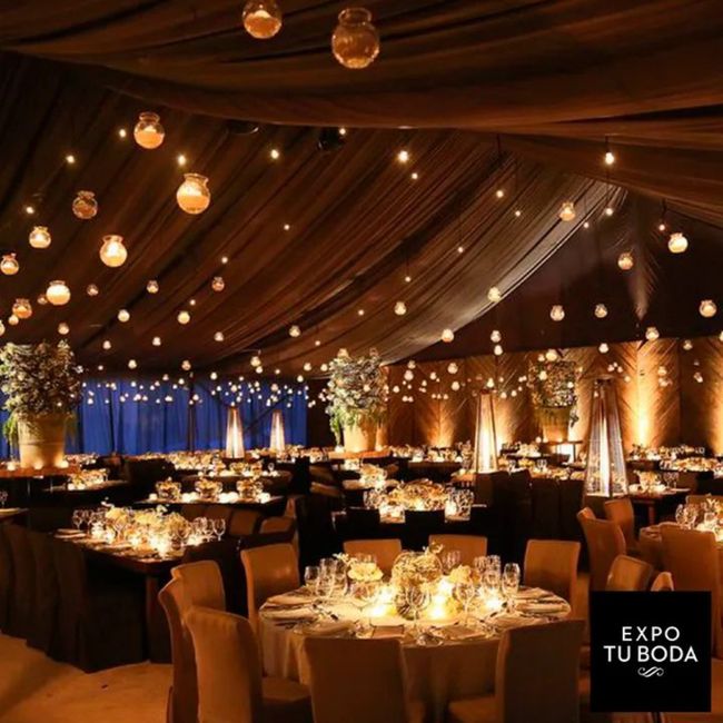 Boda de noche: decora con bombillas de cristal 2