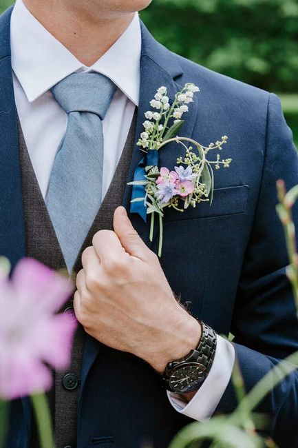 Boutonniere en tonos pastel 3