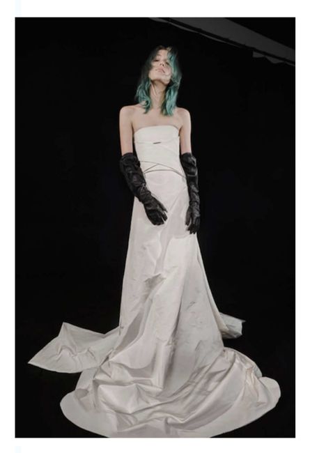 Vestidos colección Otoño 2022 Verá Wang Haute 5