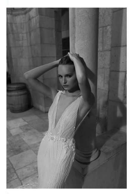 Vestidos colección Otoño 2022 Glimmer of Lights by Neta Dover 12