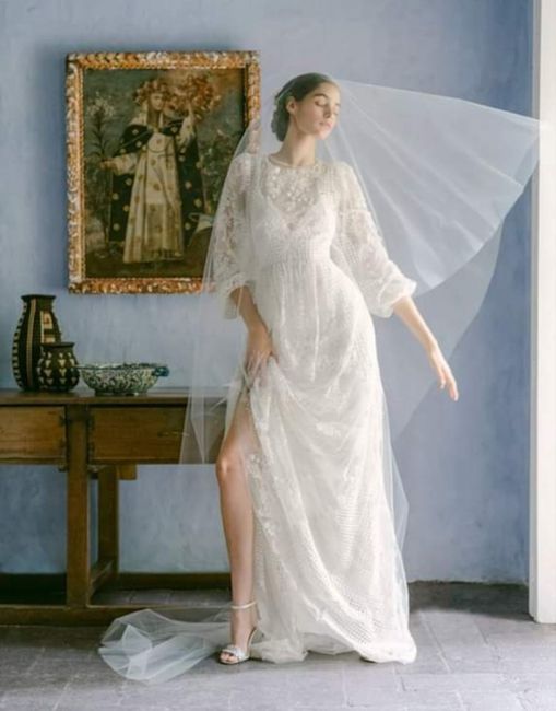 Vestidos colección Otoño 2022 Monique Lhuillier 5