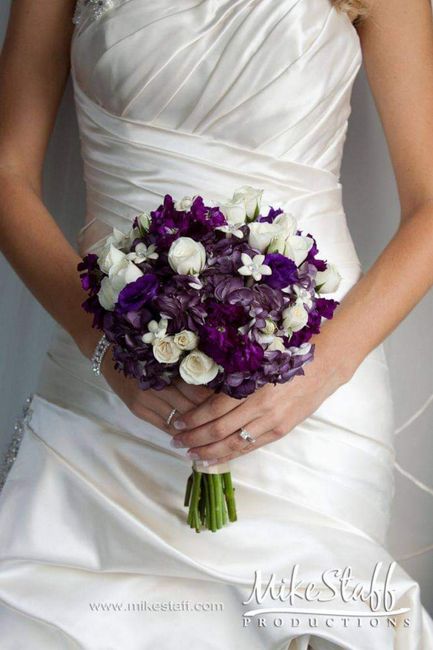 Bouquets en color blanco & morado 4