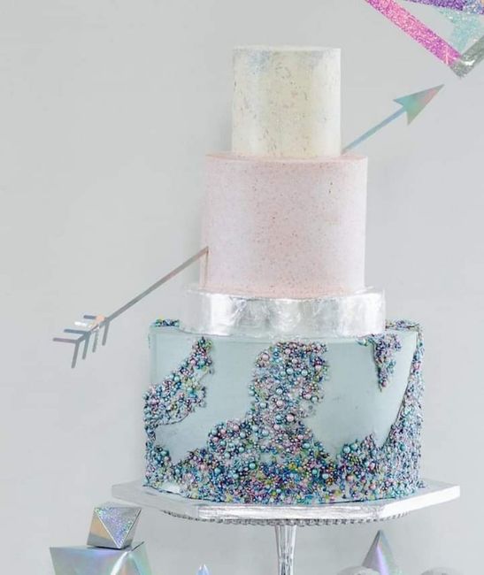 Temática iridiscente en tu boda 26