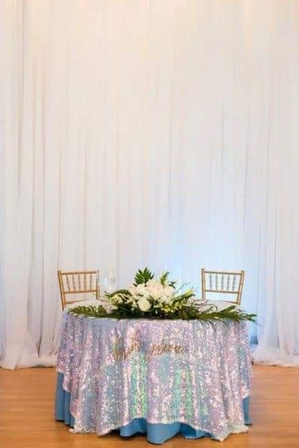 Temática iridiscente en tu boda 28