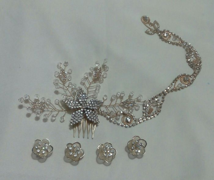 Inspo-descubre la tiara de novia que mejor encaja con tu estilo en 2022 20