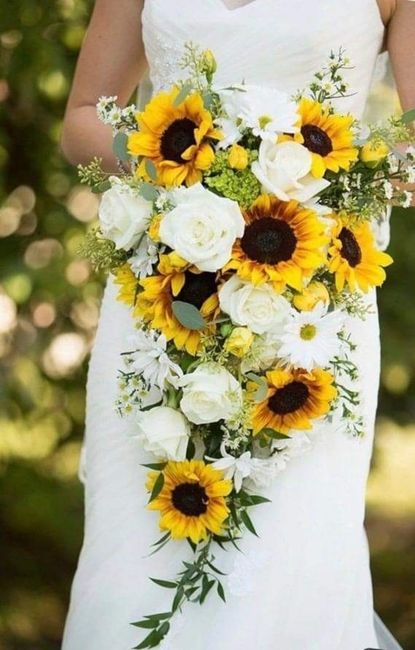 Boda primaveral: ramo con girasoles 6