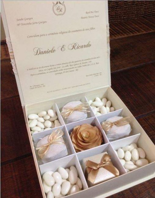 Invitaciones con un regalito comestible 2