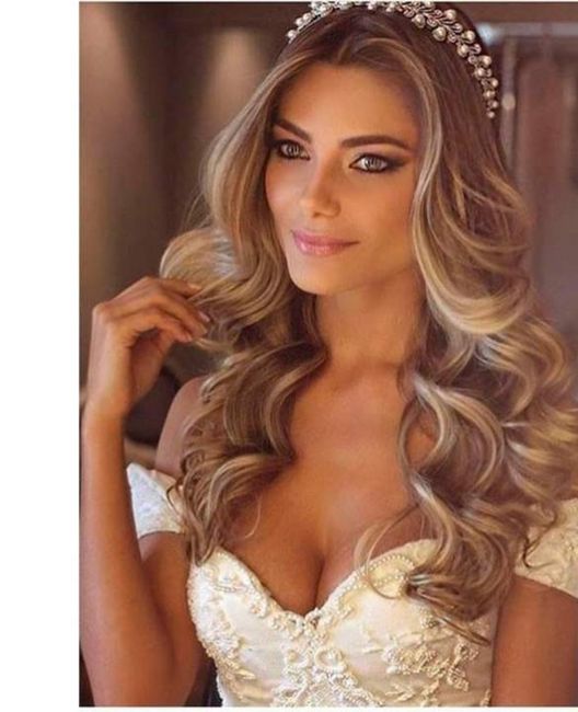 Cabello suelto con ondas 2