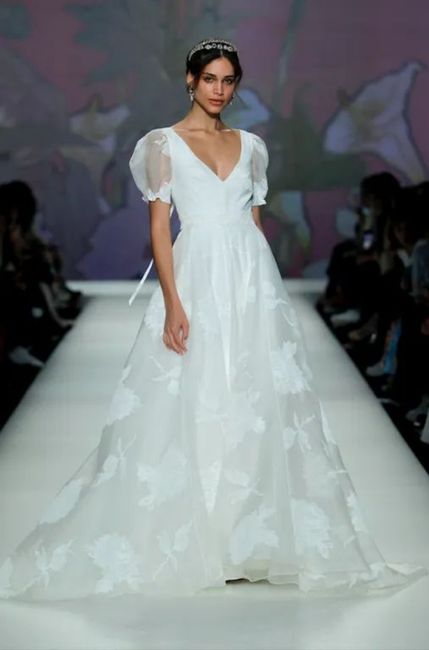 Algunos vestidos de la colección 2023 More 4
