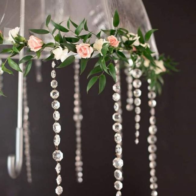 Decora con sombrillas 13