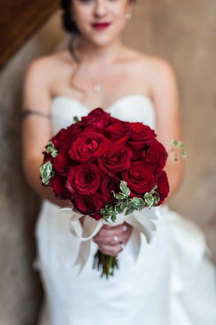Tu ramo con rosas rojas 5