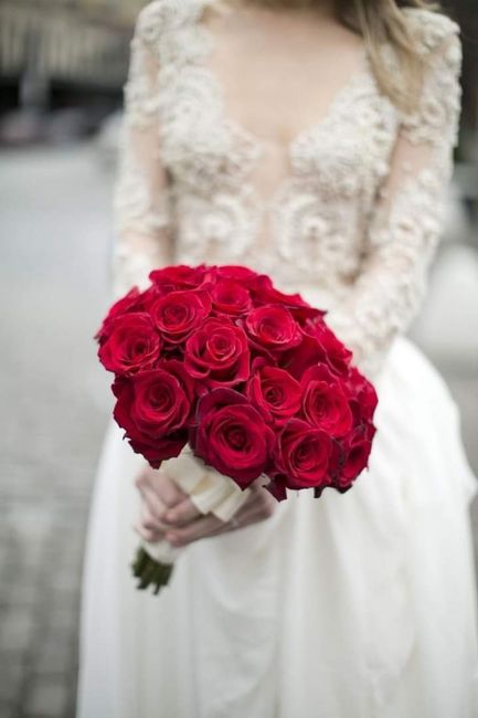 Tu ramo con rosas rojas 6