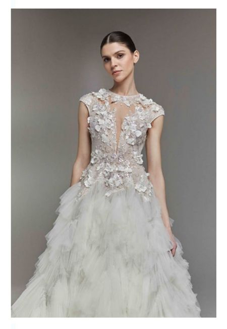 Vestidos colección primavera 2023 Twinkling Dots by Tony Ward 8