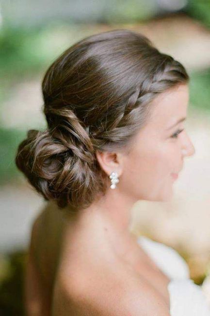 Peinados low bun 2