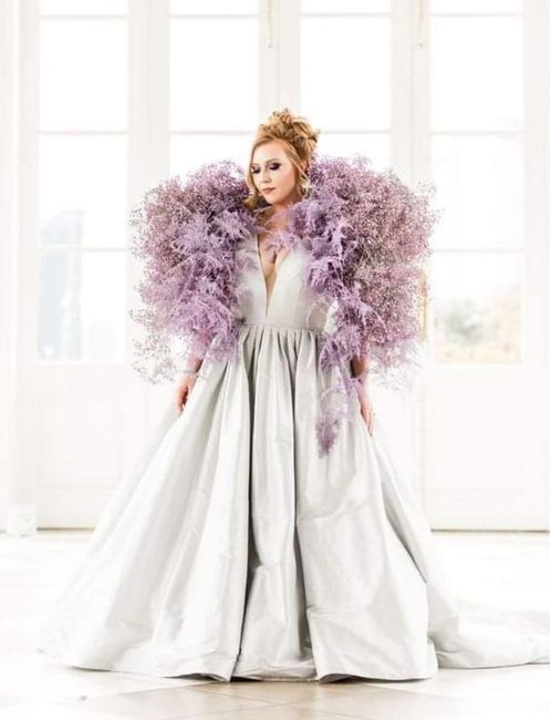 Flores no sólo en el vestido 🌸🌸🌸 - 1