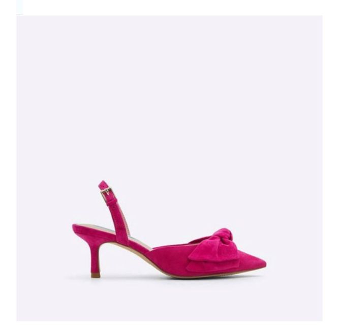 Zapatos en color Viva Magenta - 16