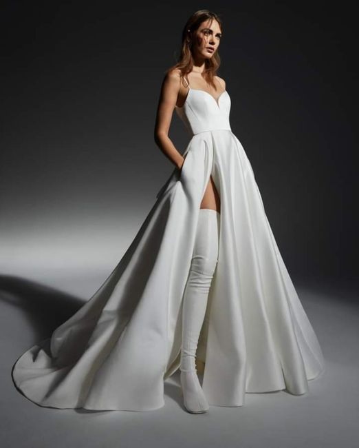Vestidos colección otoño-invierno 2023 Alyne by Rita Vinieris 10