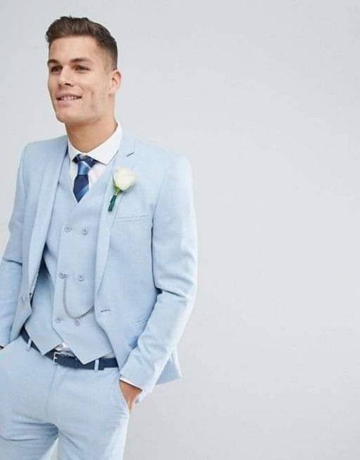 Trajes para novio y padrinos en color azul - 3