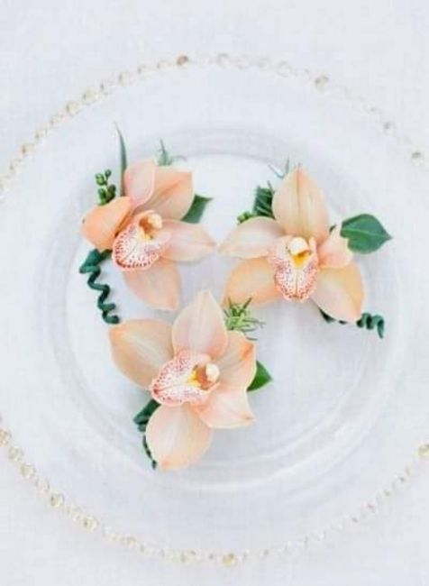 Boutonniere con orquídeas - 2