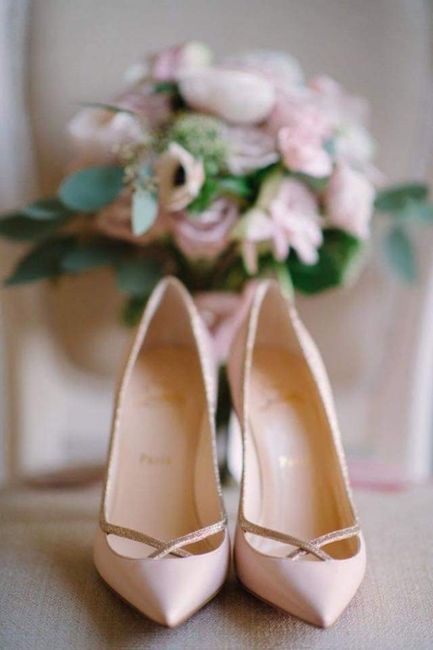 Zapatos en rosa - 1