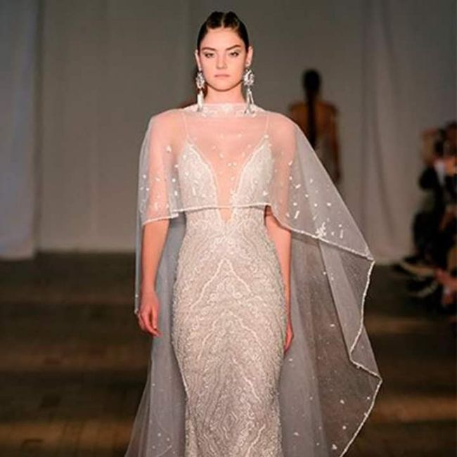 Vestidos con capa - 4