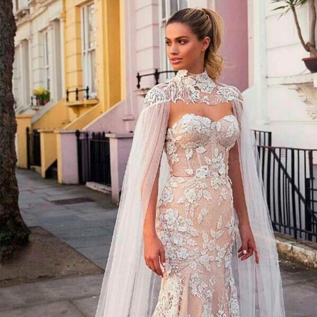 Vestidos con capa - 5