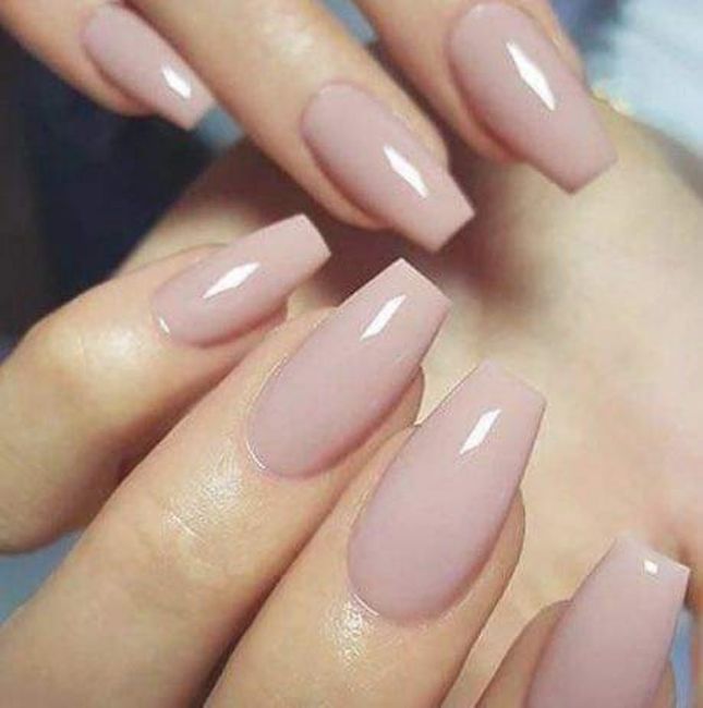 Uñas en tonos naturales - 6
