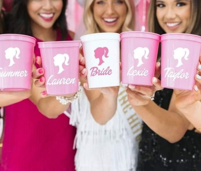 Despedida de soltera con temática Barbie 7