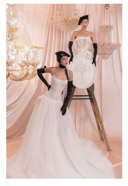 Vestidos colección otoño-invierno 2023 París Mon Chéri by Kim Kassas - 9