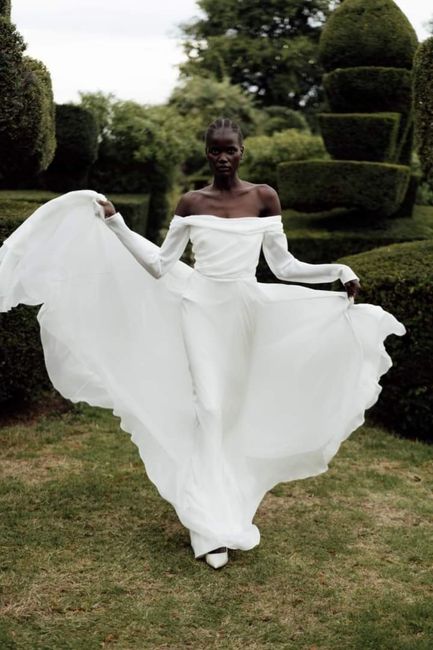 Algunos vestidos de la colección otoño-invierno 2023 Kate Halfpenny - 3