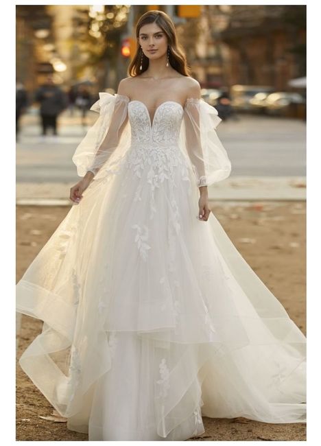 Vestidos colección 2023 Luna Novias 7