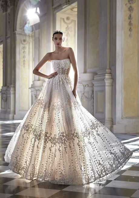 Algunos vestidos de la colección 2023 Renaissance by Pronovias 4