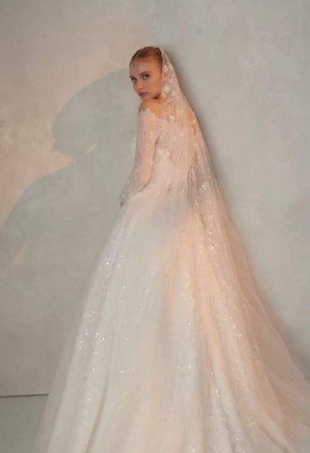 Vestidos colección otoño-invierno 2023 Rami Al Ali 11