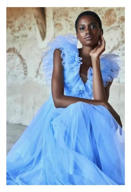 Vestidos de novia en color azul 💙 30