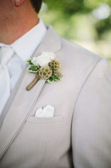 Flor scabiosa en tu boutonniere - 2