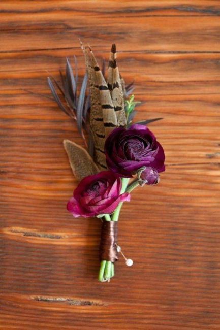 Boutonniere con plumas 2