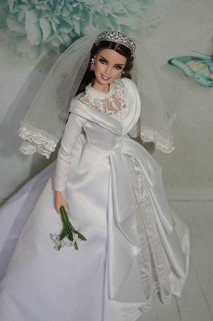 Barbie y sus amigas vestidas de novia - 1