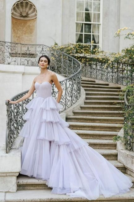 Algunos vestidos de la colección primavera -verano 2024 Anne Barge 3