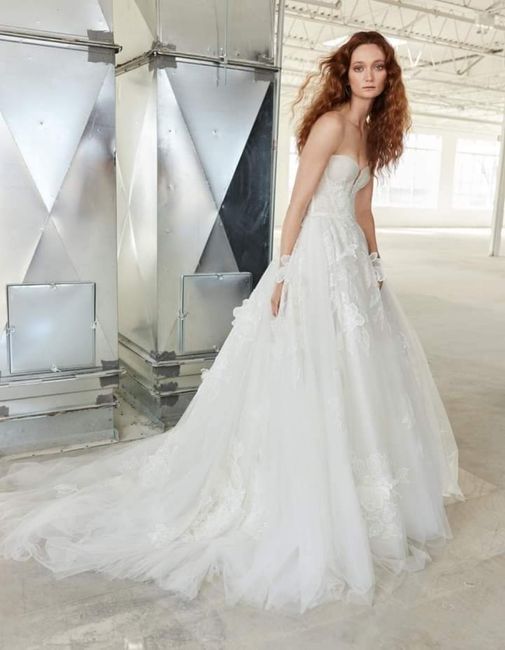 Algunos vestidos de la colección primavera -verano 2024 Rivini by Rita Vinieris 4