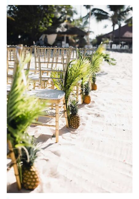 Pasillos decorados con hojas de palma 1