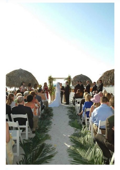 Pasillos decorados con hojas de palma 10