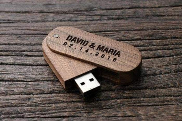 Memoria usb como souvenir 4