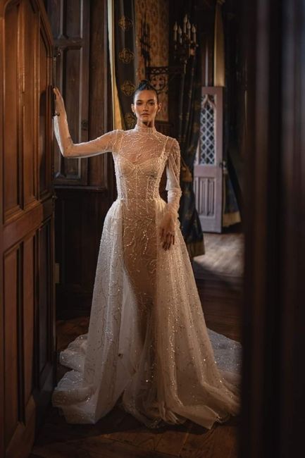 Algunos vestidos de la colección primavera -verano 2024 Maggiori by Berta 1