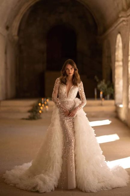 Algunos vestidos de la colección otoño-invierno 2024 by Eva Lendel 4