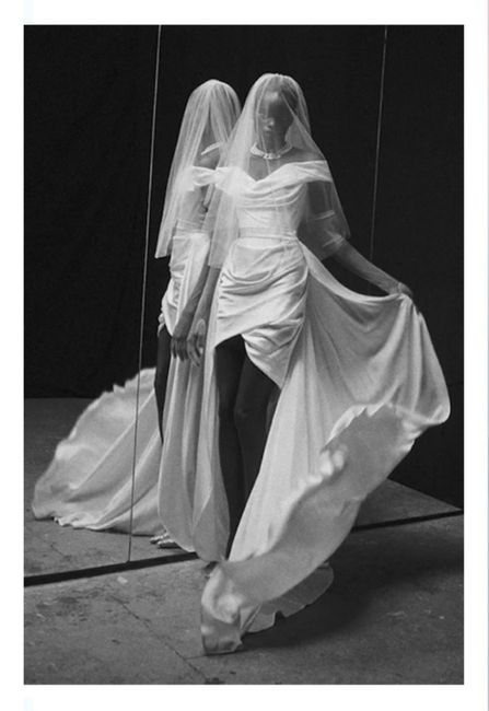Vestidos colección 2024 Vivienne Westwood 8